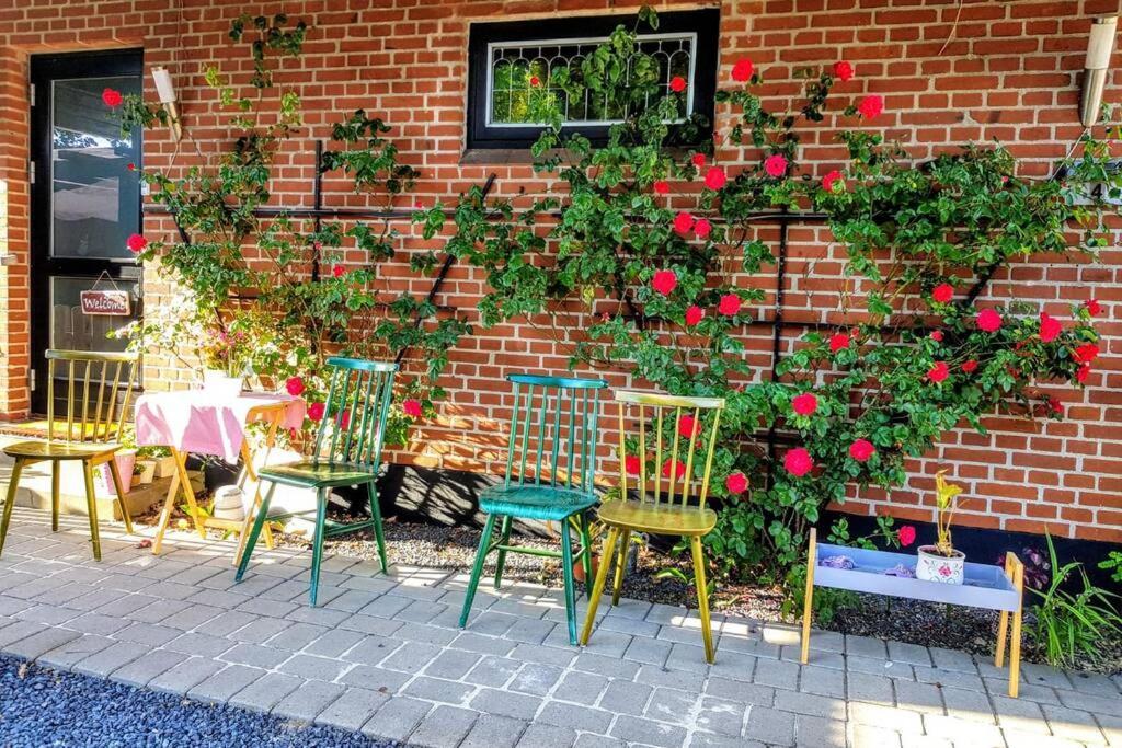 5 Minute Walk To Lego - 2 Bedrooms Loft Floor With Balcony Billund Exterior photo